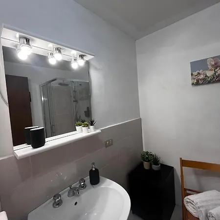 Giant Cola Di Rienzo Apartment *