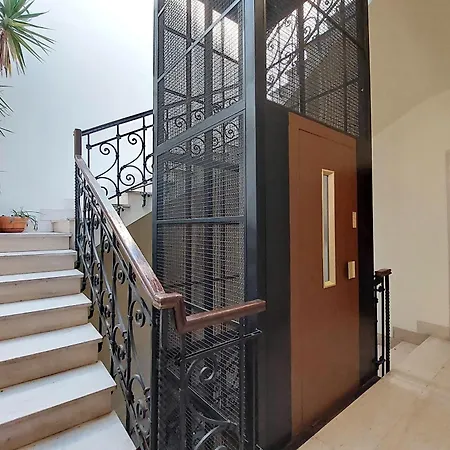 Giant Cola Di Rienzo